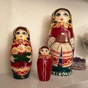 Genuine Ukrainian Matryoshka Nesting Dolls